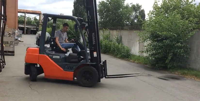 безопасность складской спецтехники